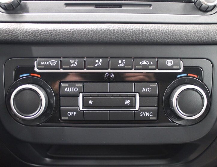 Volkswagen Tiguan Kombi 2,0 l 103 kw