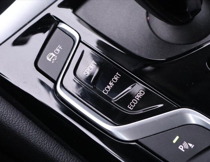 BMW Řada 5 Kombi 2,0 l 140 kw