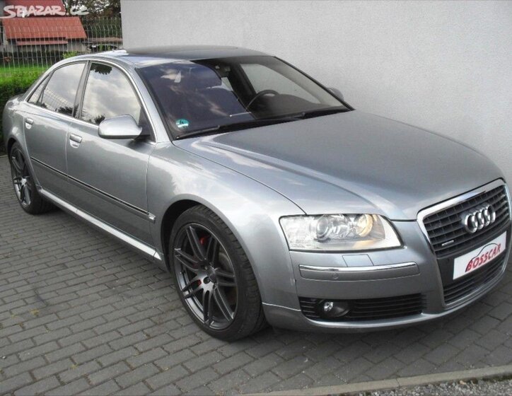 Audi A8 8