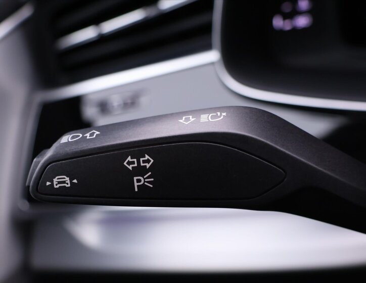 Audi Q8 SUV / Terénní 3,0 l 250 kw