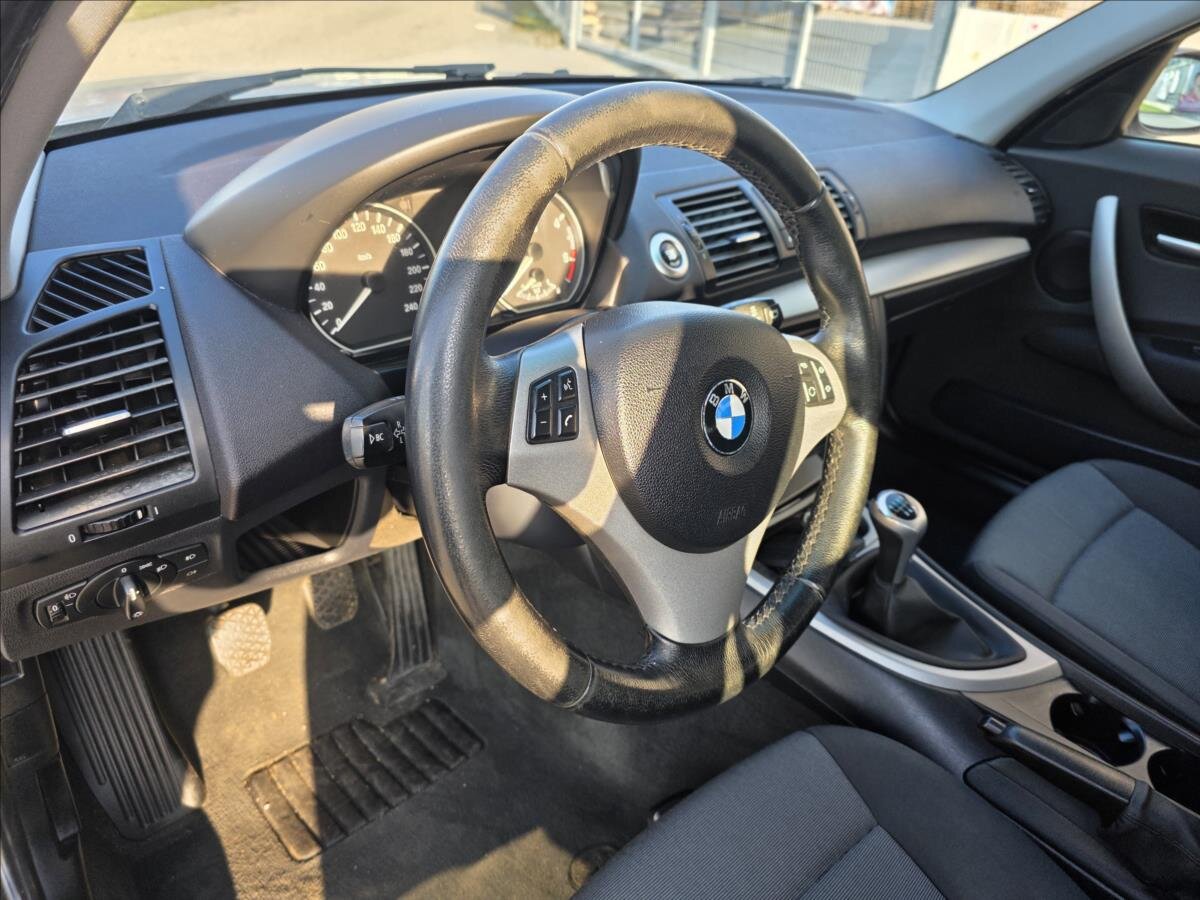 BMW Řada 1 Hatchback 2,0 l 90 kw