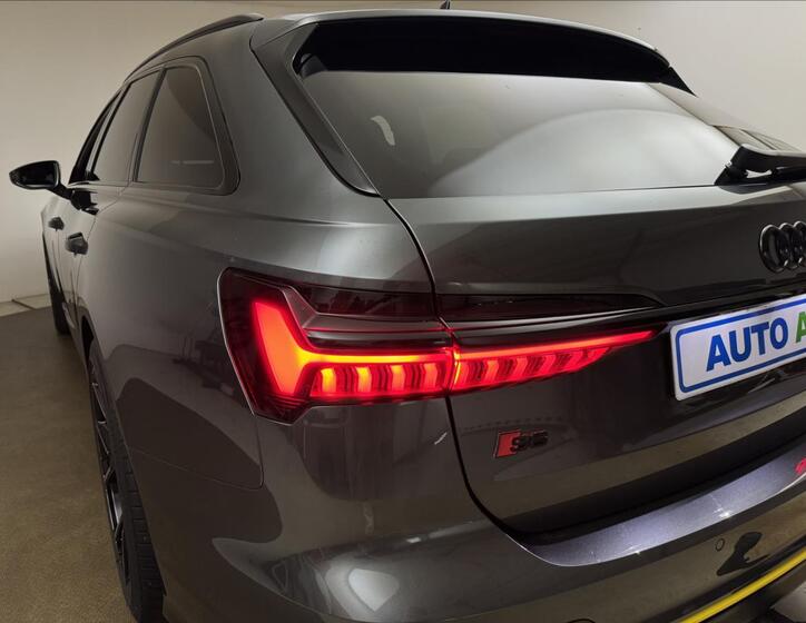 Audi S6 42