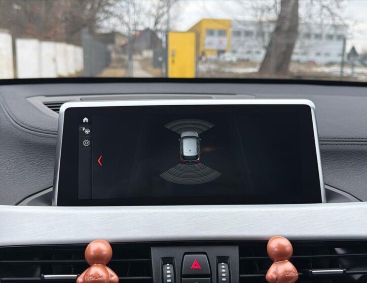 BMW X1 Kombi 2,0 l 140 kw