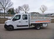 Nissan NV400 4