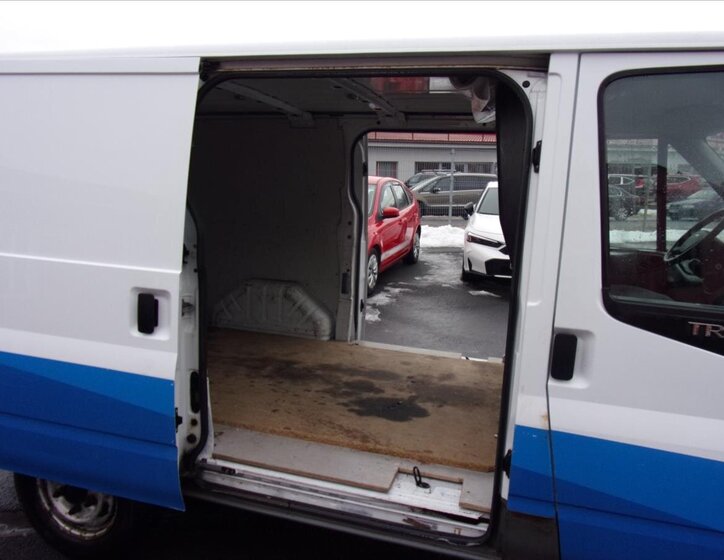 Ford Transit Skříň 2,2 l 63 kw