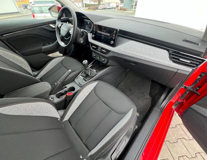 Škoda Scala Hatchback 1,0 l 85 kw