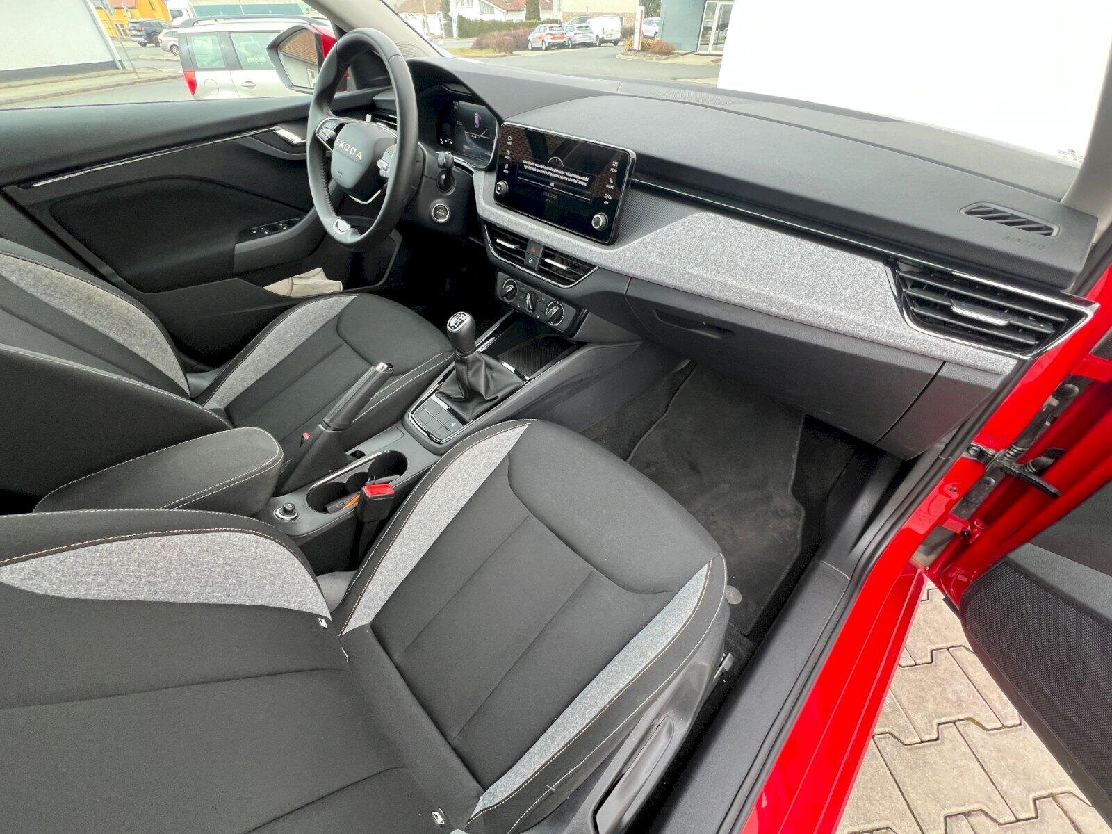 Škoda Scala Hatchback 1,0 l 85 kw