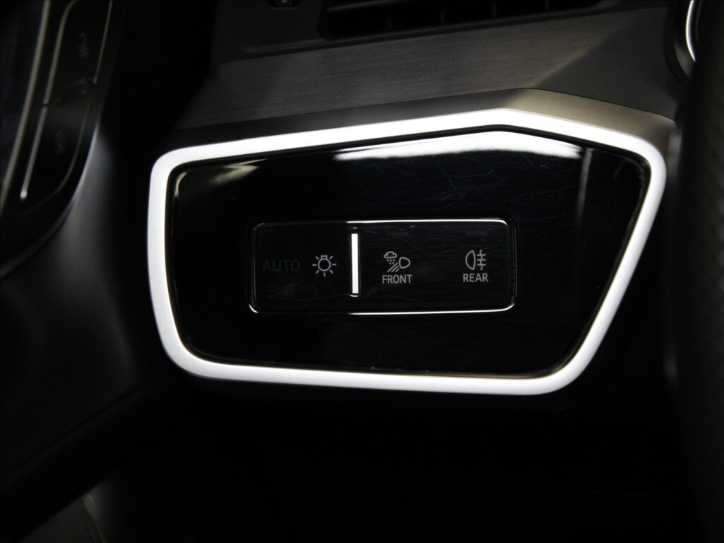 Audi A6 Sedan 3,0 l 210 kw