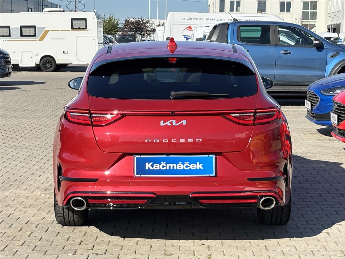 KIA ProCeed
