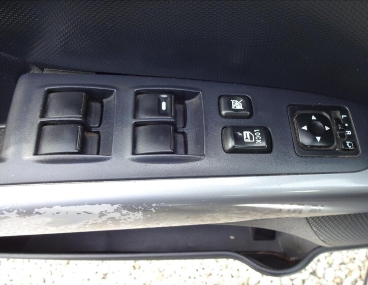 Peugeot 4007 Kombi 2,2 l 115 kw