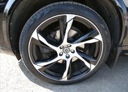 Volvo XC90 SUV / Terénní 2,0 l 228 kw