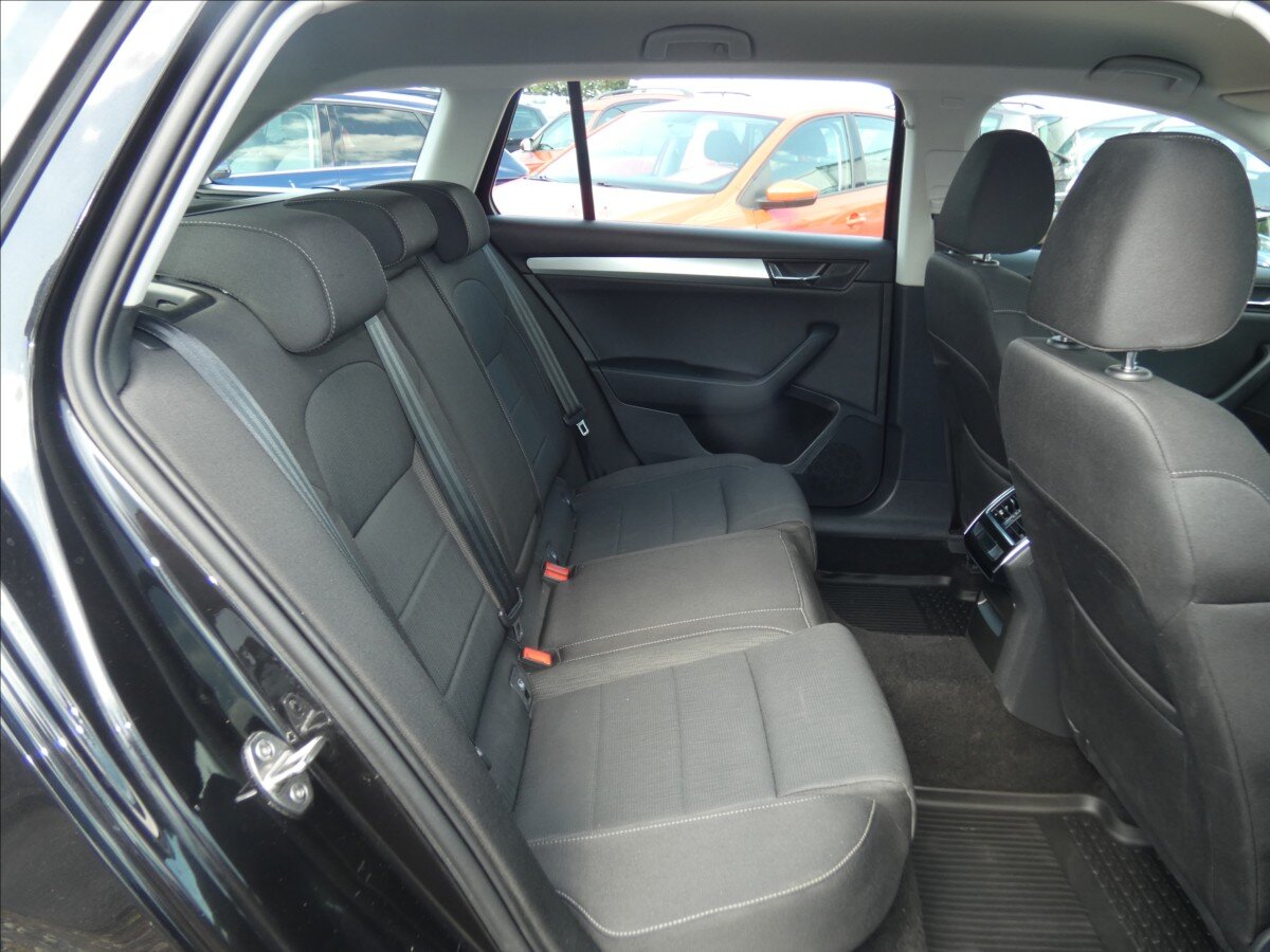 Škoda Superb Kombi 1,5 l 110 kw
