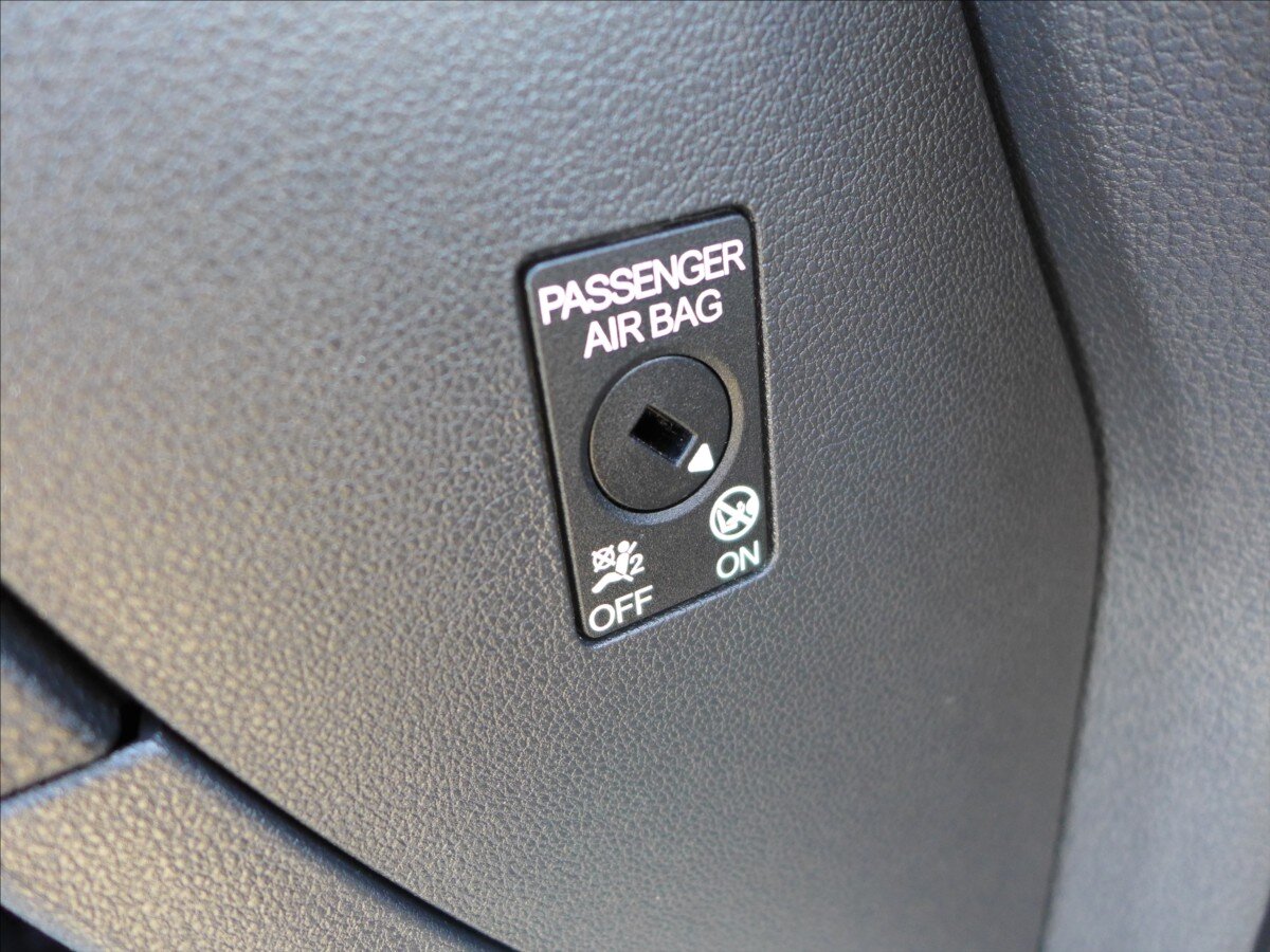 Volkswagen Golf Sportsvan Kombi 1,2 l 63 kw