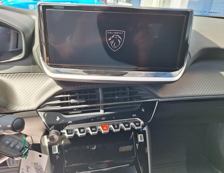 Peugeot 2008 SUV 1,2 l 74 kw