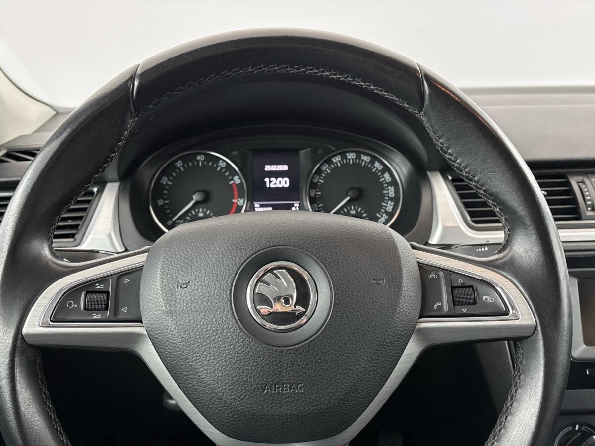 Škoda Rapid Liftback 1,2 l 81 kw