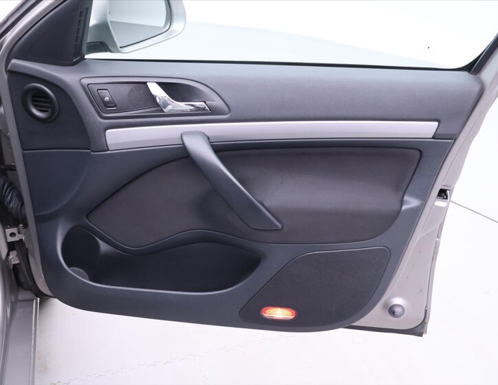 Škoda Octavia Kombi 2,0 l 103 kw