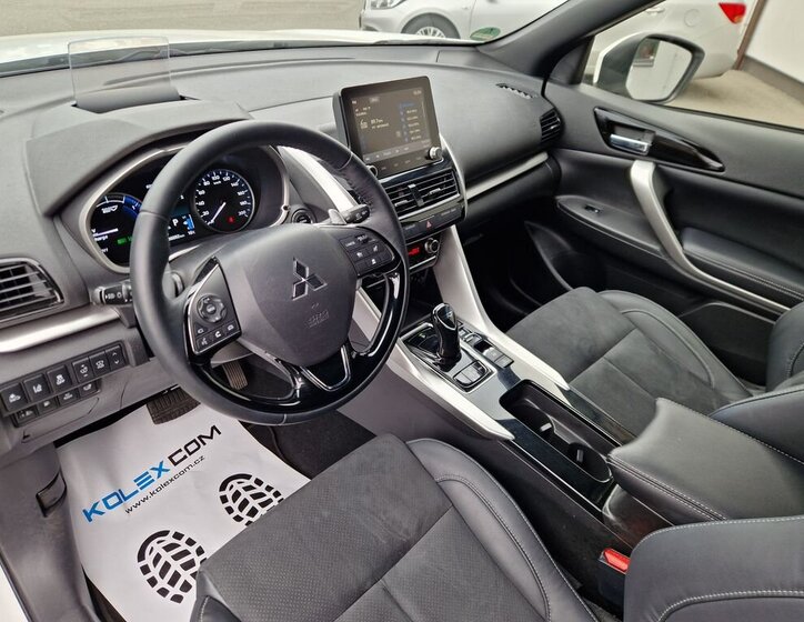 Mitsubishi Ostatní SUV / Terénní 2,4 l 138 kw