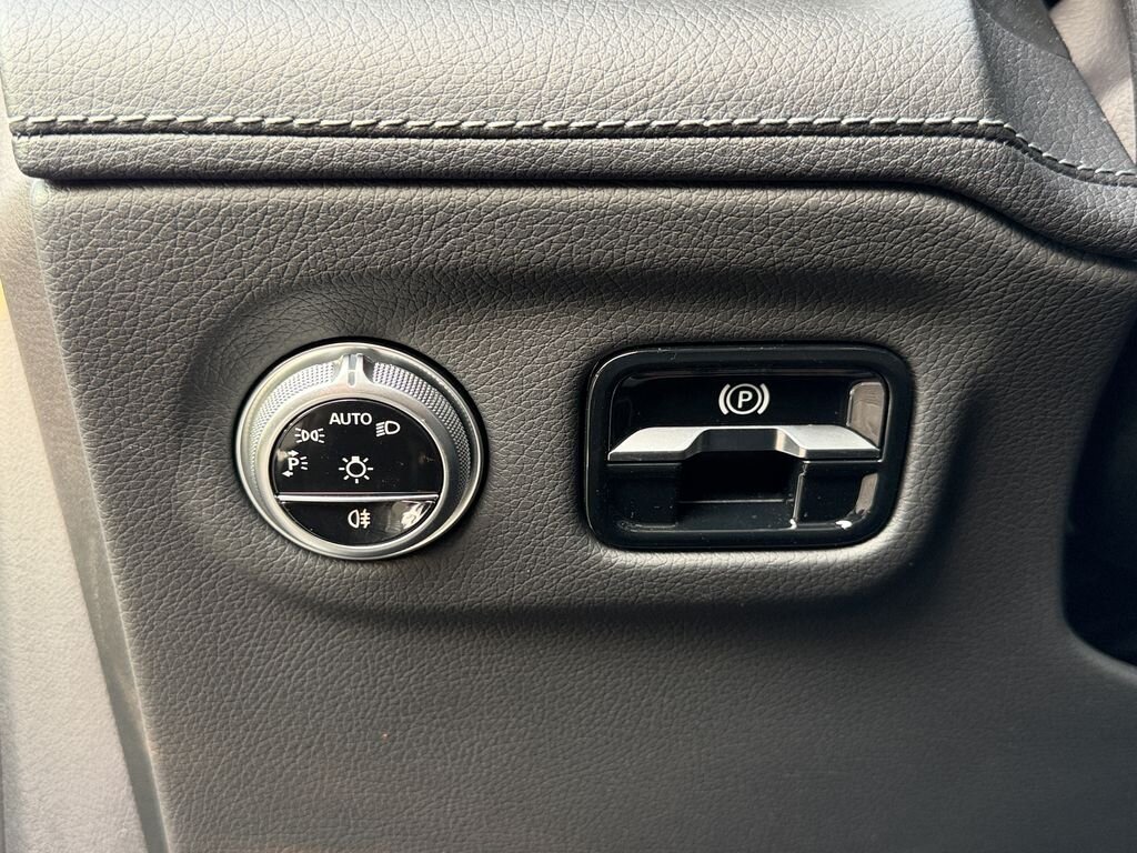 Mercedes-Benz EQS SUV / Terénní 0,0 265 kw