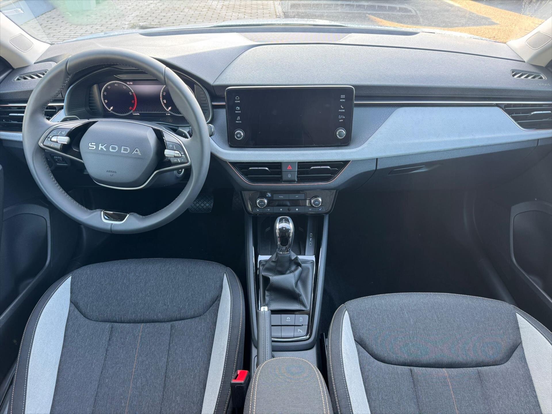 Škoda Scala Hatchback 1,5 l 110 kw