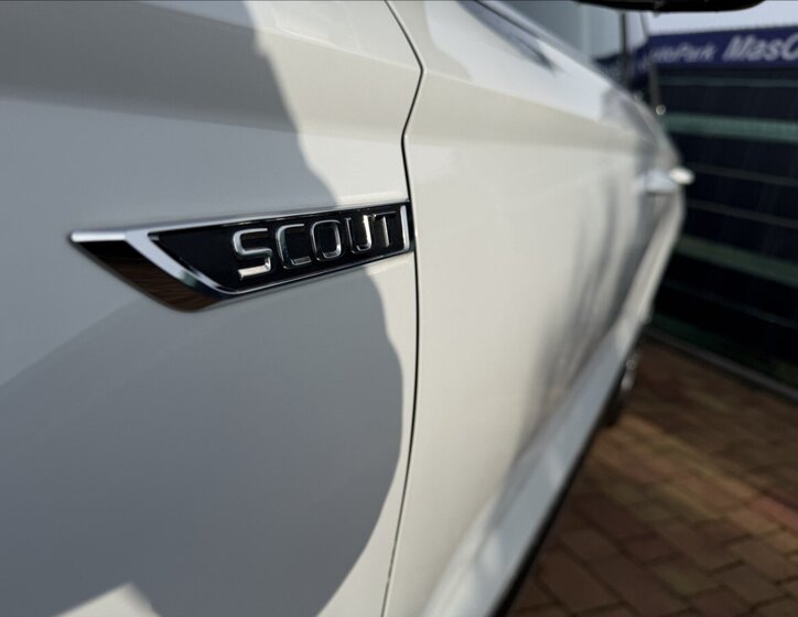 Škoda Karoq SUV / Terénní 2,0 l 140 kw