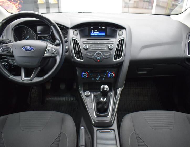 Ford Focus 16