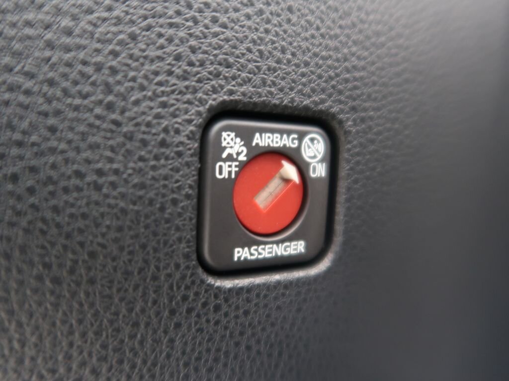 Toyota C-HR SUV 1,8 l 72 kw