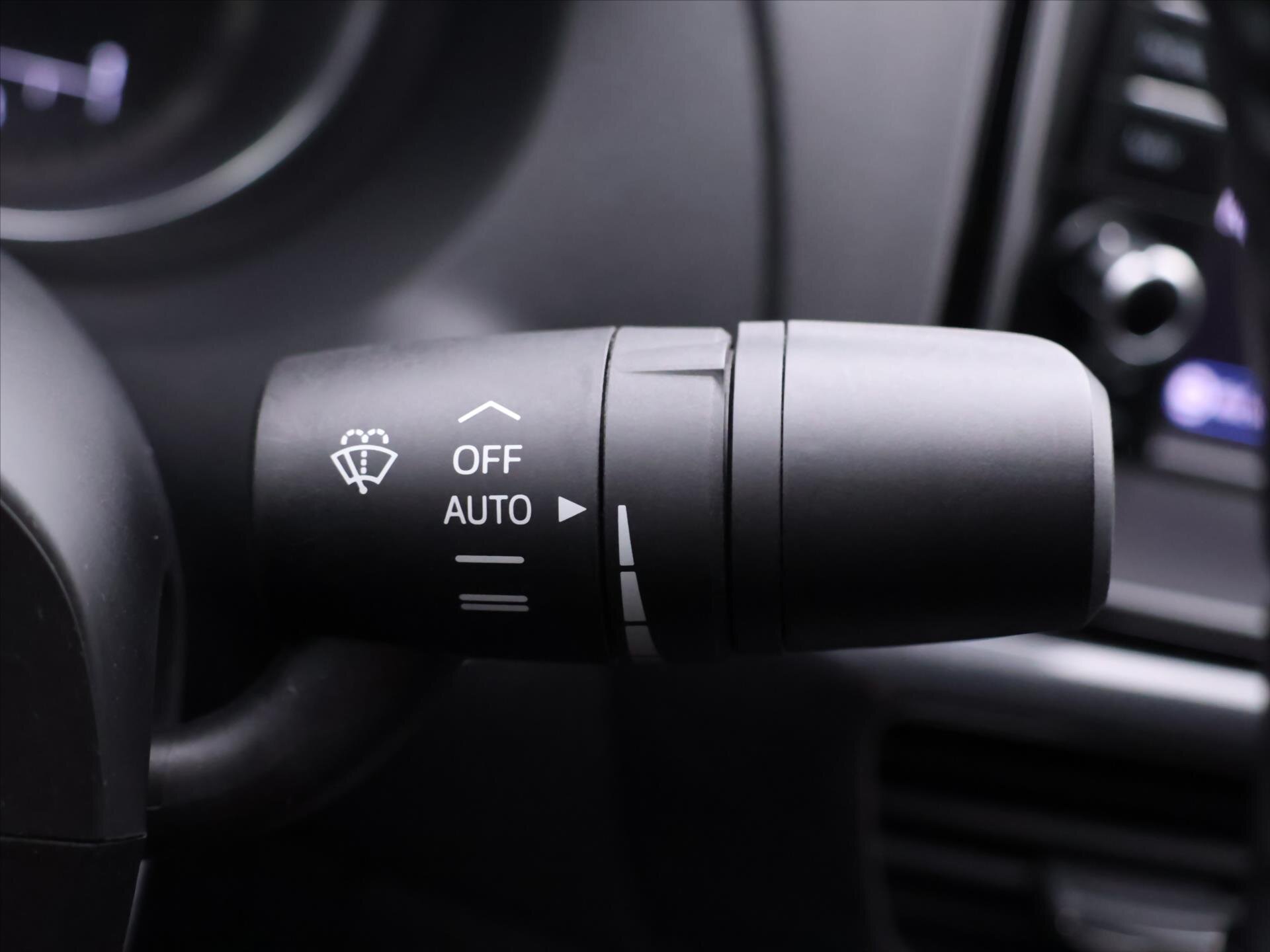 Mazda 6 Sedan / Limuzína 2,5 l 141 kw