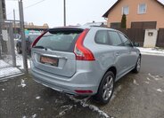 Volvo XC60 SUV 2,4 l 120 kw