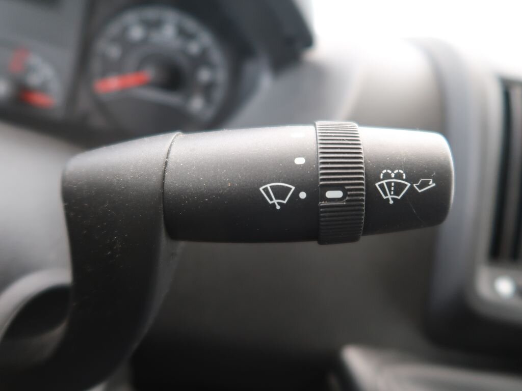 Opel Movano Skříň 2,2 l 103 kw