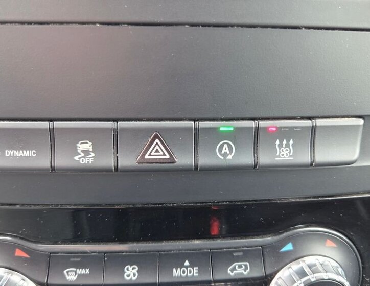 Mercedes-Benz Vito VAN / Minibus 2,0 l 174 kw