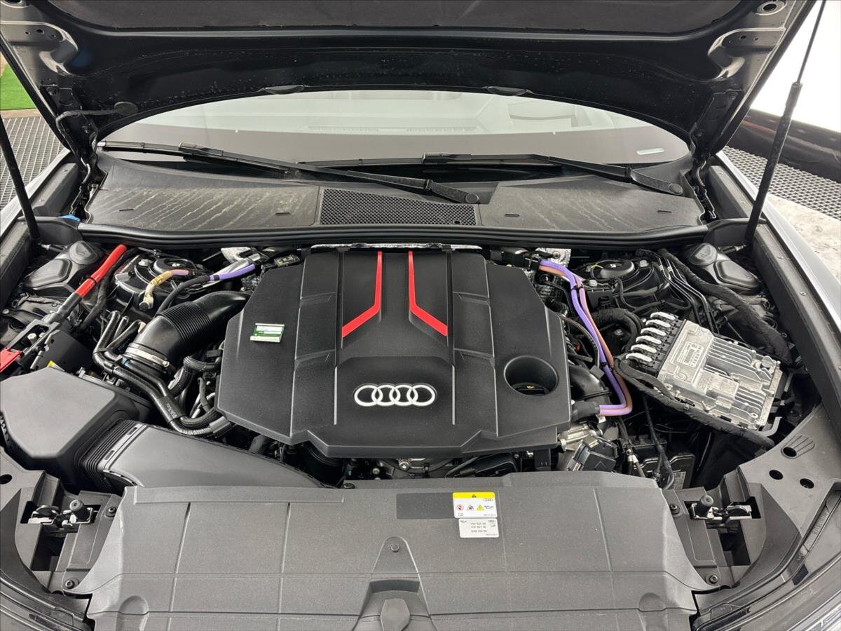 Audi S6 Kombi 3,0 l 253 kw