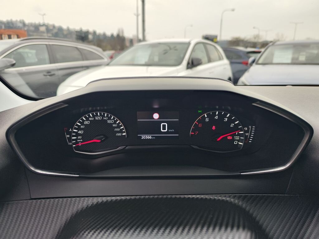 Peugeot 208 Hatchback 1,2 l 74 kw