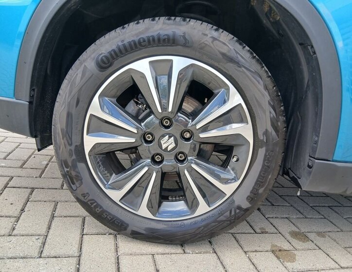 Suzuki Vitara SUV / Terénní 1,4 l 95 kw