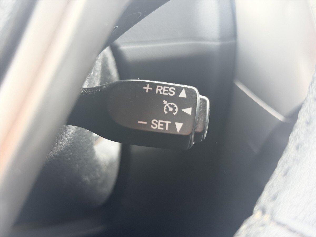 Toyota Verso Kombi 2,0 l 93 kw