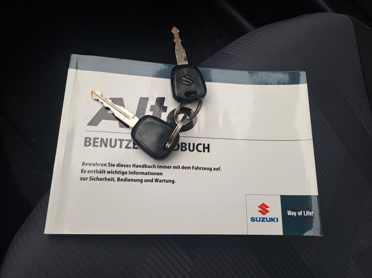 Suzuki Alto Hatchback 996,0 50 kw