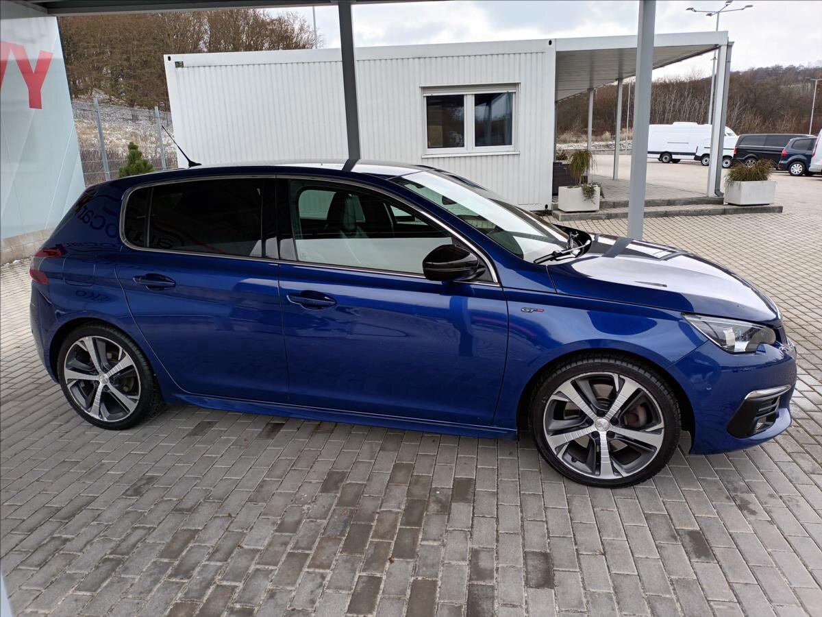 Peugeot 308 Hatchback 2,0 l 130 kw