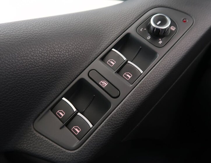 Volkswagen Tiguan SUV / Terénní 2,0 l 147 kw