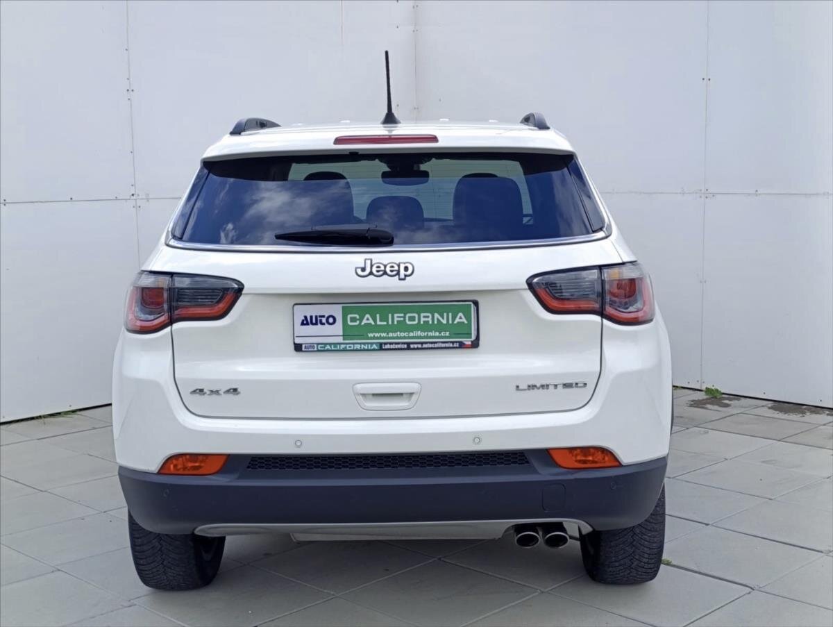 Jeep Compass SUV 2,0 l 125 kw