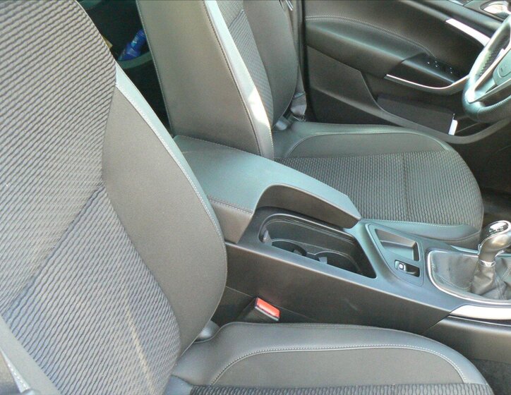 Opel Insignia Kombi 2,0 l 125 kw