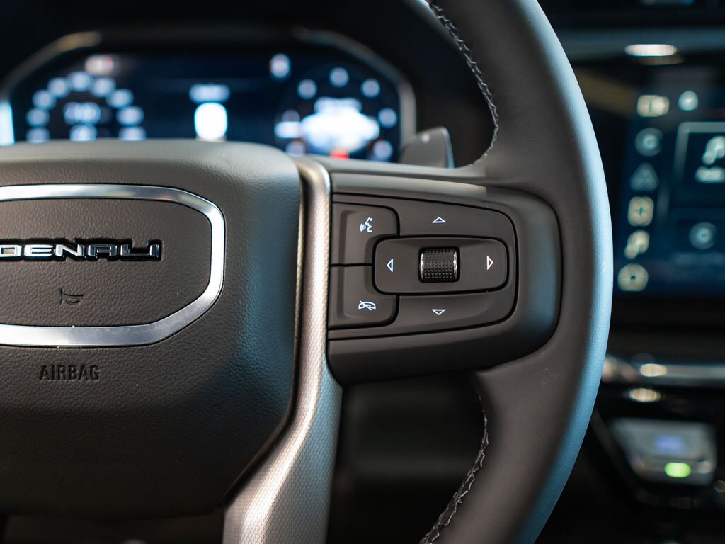 GMC Sierra Pick-up 6,2 l 313 kw