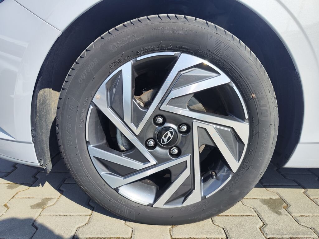 Hyundai i20 Hatchback 1,2 l 62 kw