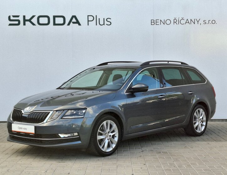 Škoda Octavia 1