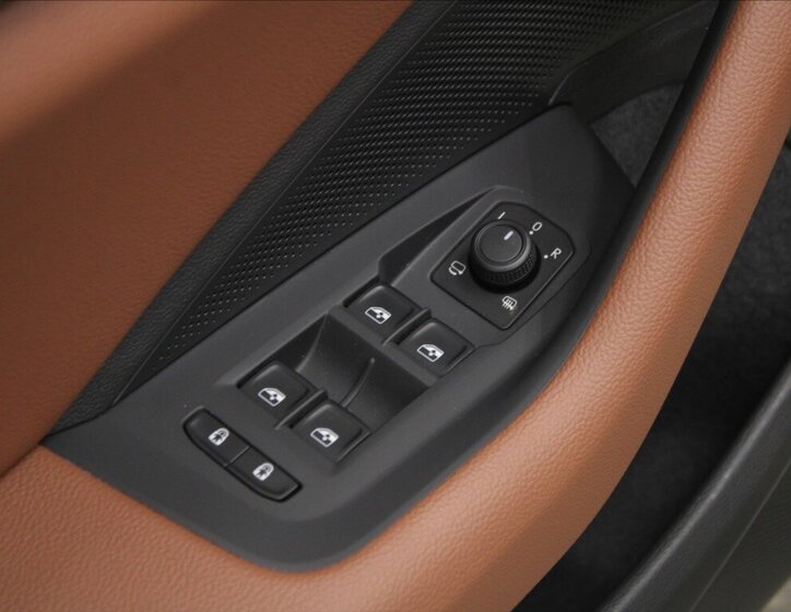 Škoda Superb Kombi 1,5 l 150 kw