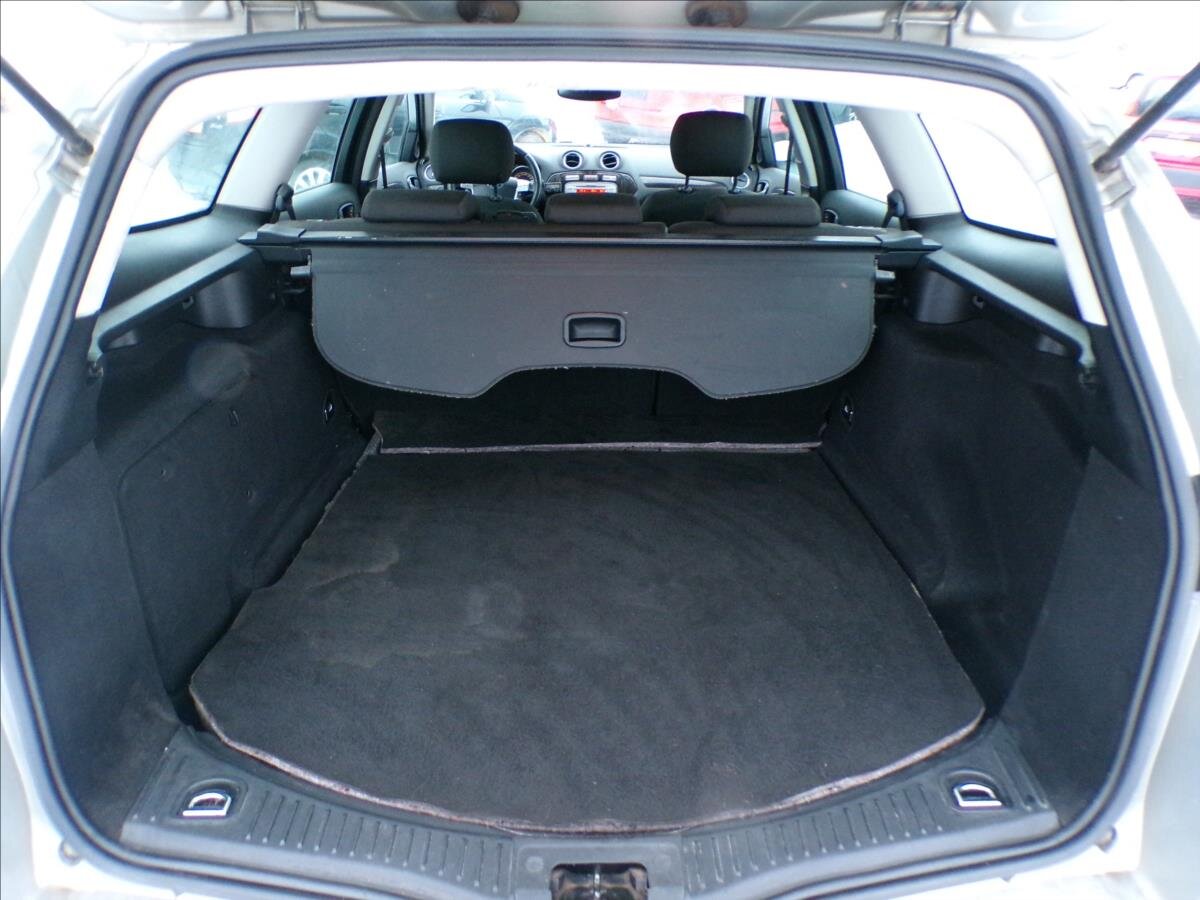 Ford Mondeo Kombi 2,0 l 103 kw