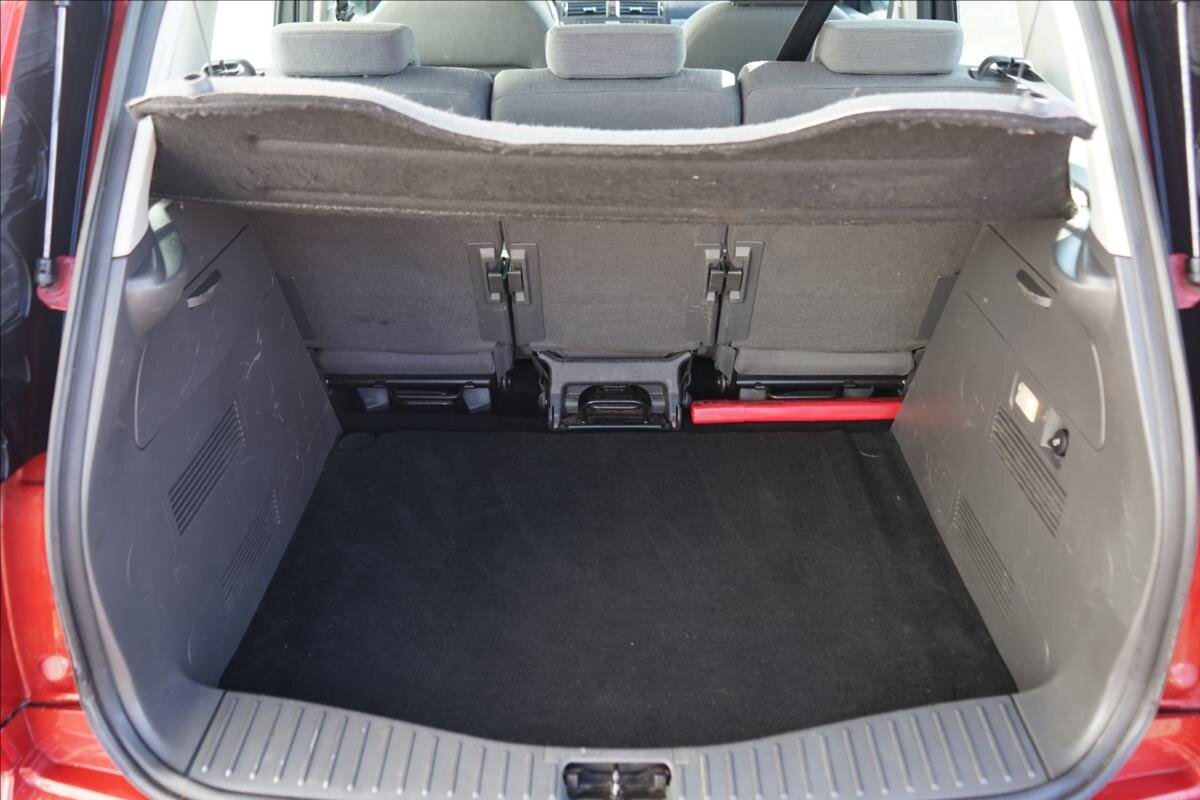 Ford C-MAX MPV 1,8 l 92 kw