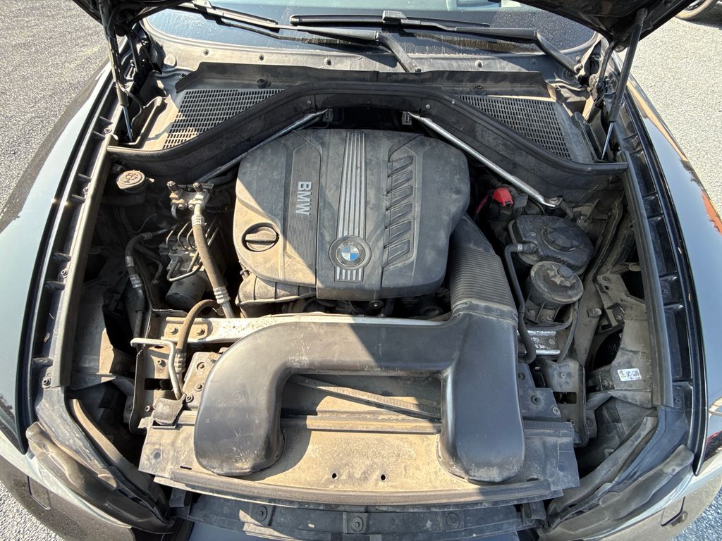 BMW X5 SUV 3,0 l 180 kw