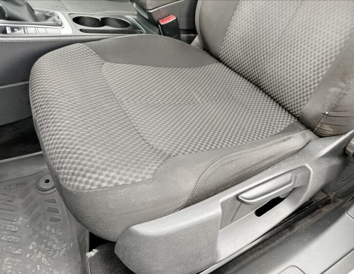 Volkswagen Passat Kombi 2,0 l 103 kw