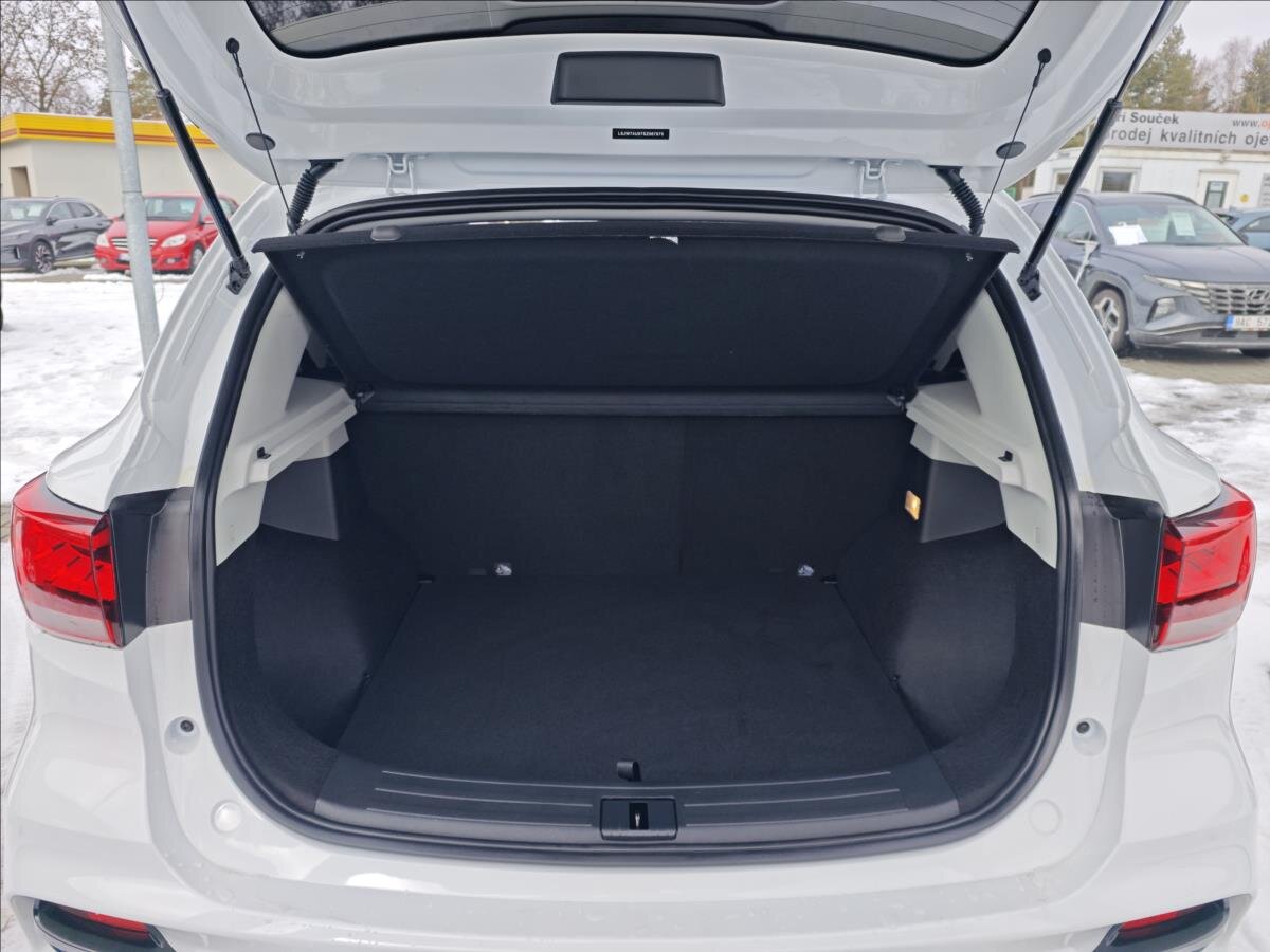 MG ZS SUV 1,5 l 78 kw