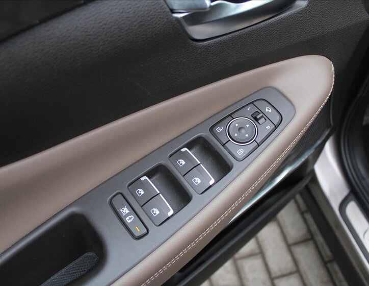 Hyundai Santa Fe SUV 2,2 l 147 kw