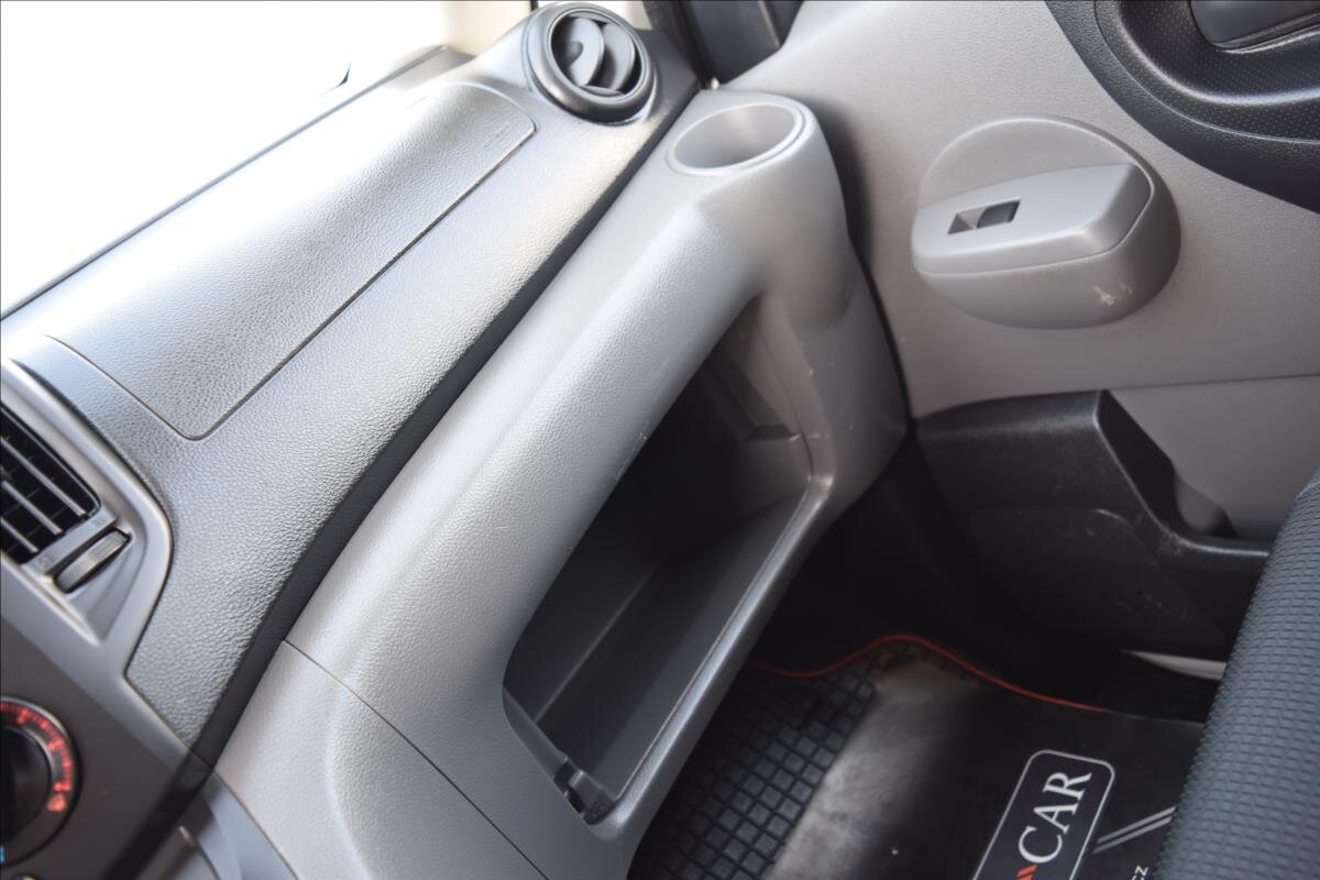 Nissan NV200 MPV 1,6 l 81 kw